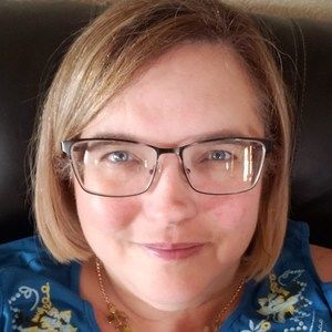 Meet your Posher, Stacy